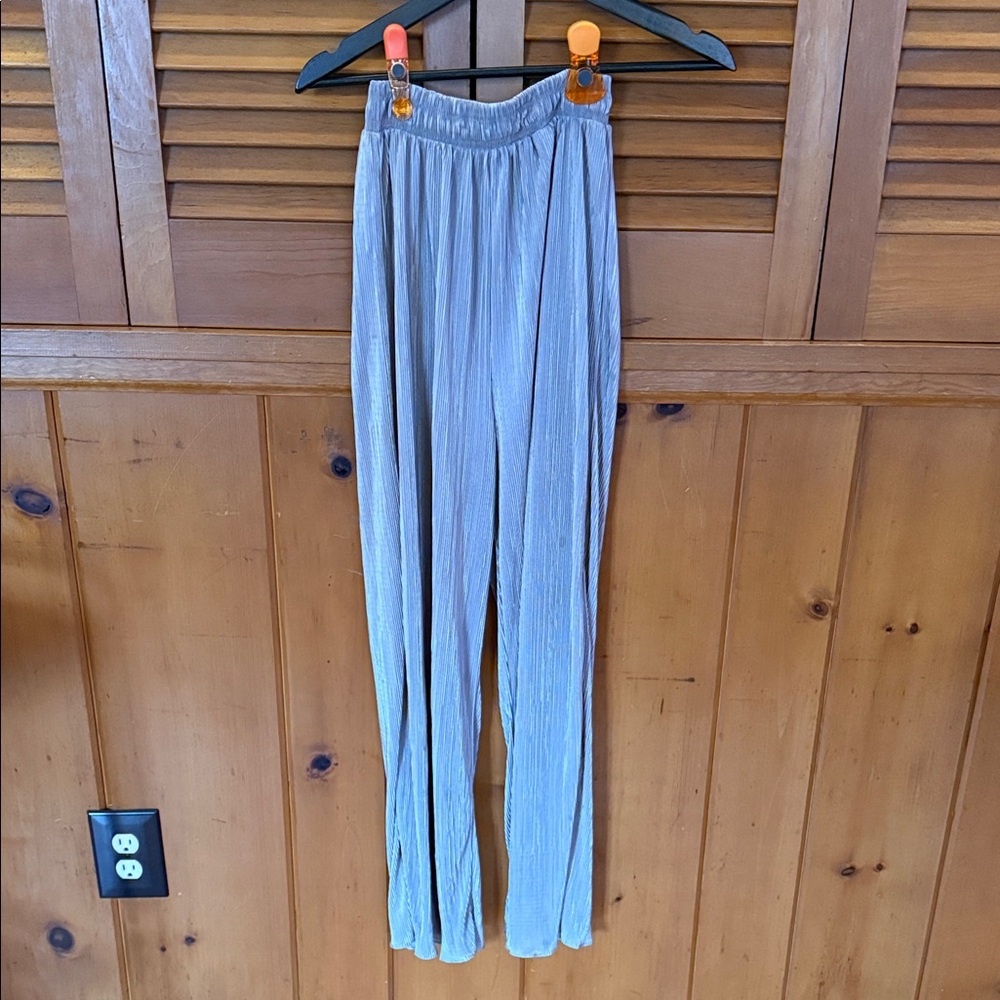 Women's Wide Leg Pants in Gray